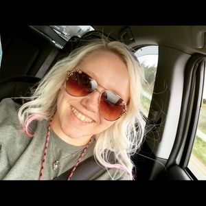 Meet your Posher, Tisha